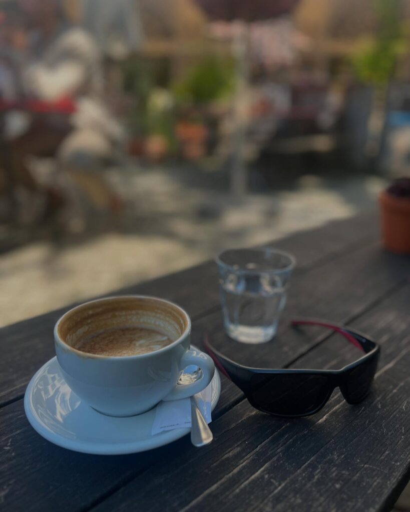 Des Amis Liebliengscafe